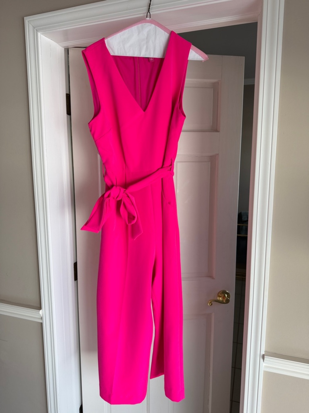 Vince Camuto Bright Hot Pink Sleeveless V-Neck Jumpsuit with Waist Tie